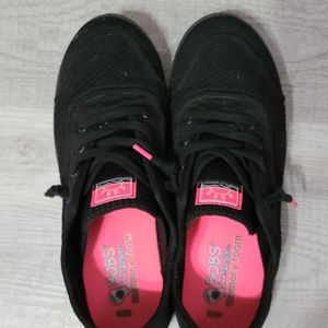 Skechers bobs black slip on shoes